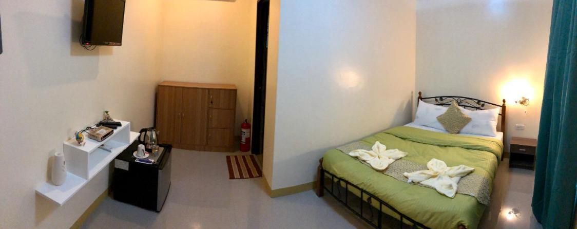 Kojie Guest House Moalboal Esterno foto